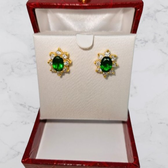 Simulated Emerald Green/White Oval Stud Earrings - Picture 1 of 9